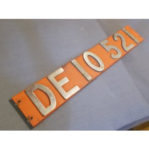 画像: 側面ナンバープレート「DE10521」